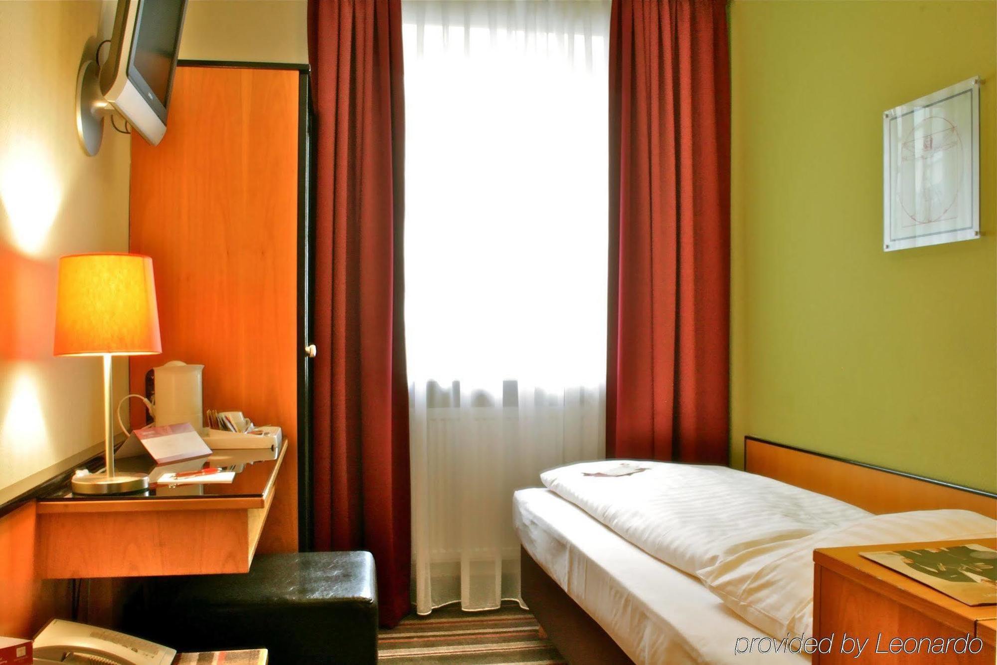 Leonardo Hotel Frankfurt City Center Frankfurt am Main Exterior foto